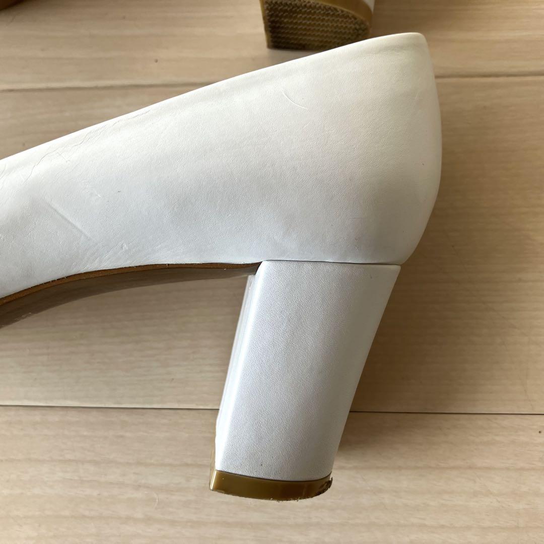 UNITED ARROWS ホワイト ポインテッドトゥ パンプス　サイズ36.5