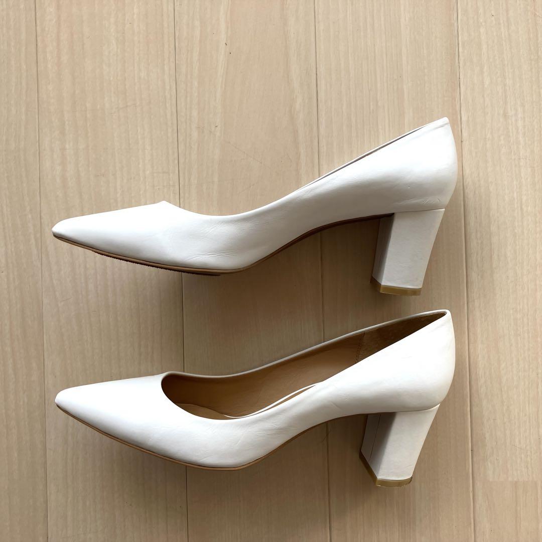 UNITED ARROWS ホワイト ポインテッドトゥ パンプス　サイズ36.5