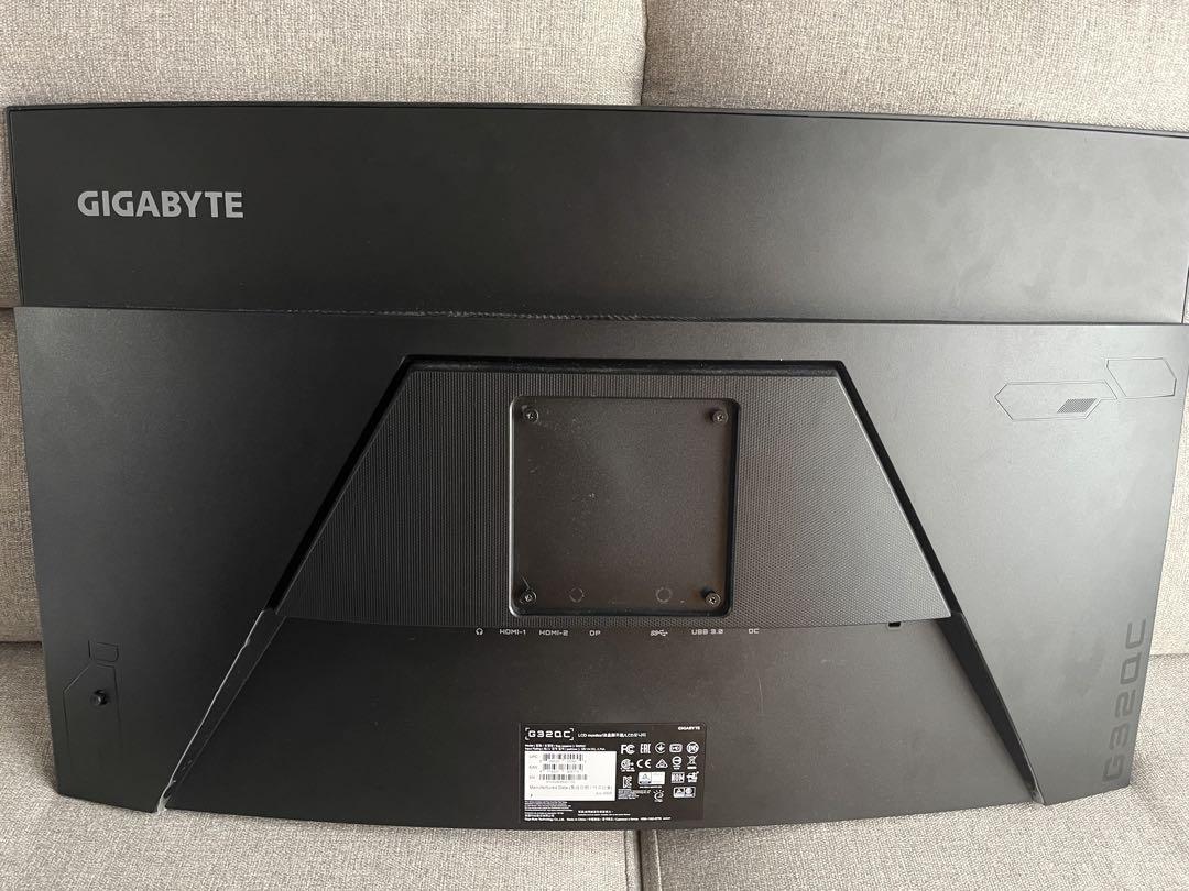 GIGABYTE G32QC 31.5インチゲーミングモニターQHD 165hz