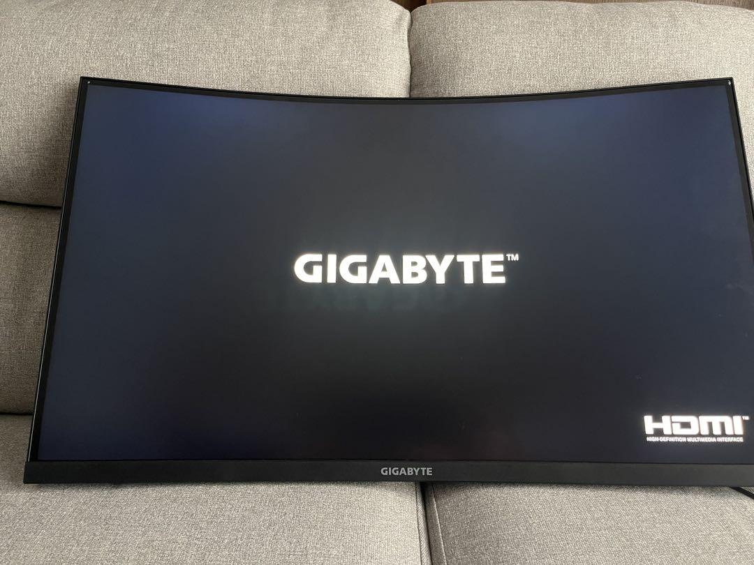 GIGABYTE G32QC 31.5インチゲーミングモニターQHD 165hz