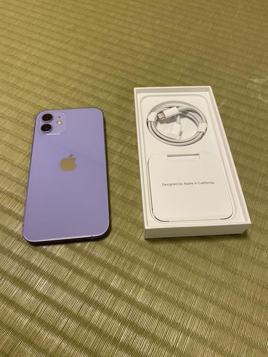 40%割引グレイ系ファッションデザイナー 【ほぼ新品】iPhone 12 ...