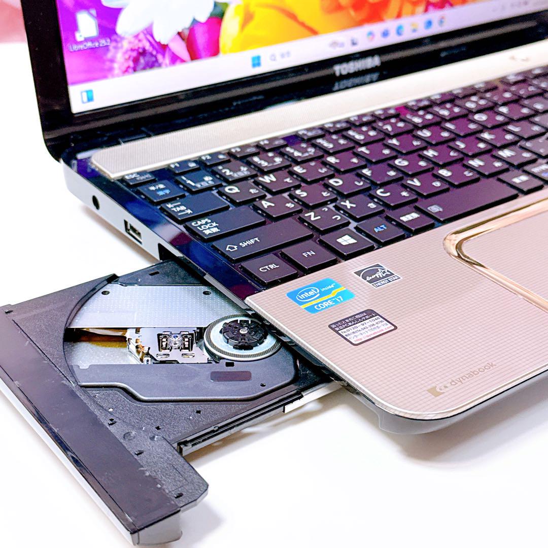 美品✨新品SSDで爆速✨ windows11 ノートパソコン✨オフィス カメラ