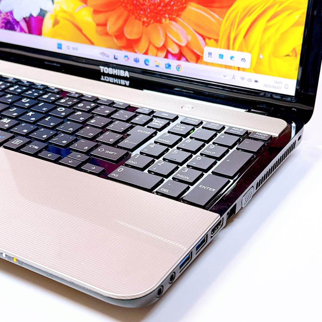 美品✨新品SSDで爆速✨ windows11 ノートパソコン✨オフィス カメラ