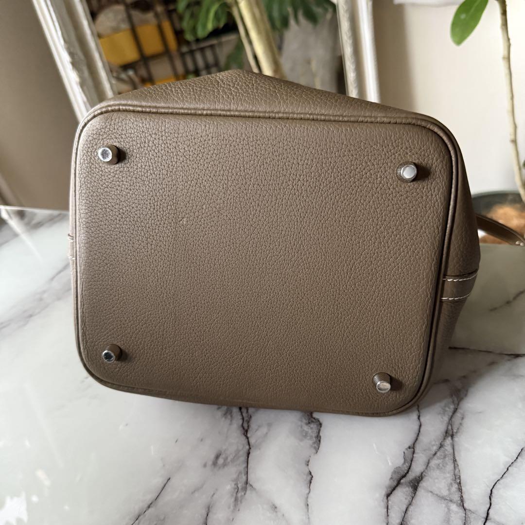2022年モデル HERMES ピコタンロック MM エトゥープ グレージュ