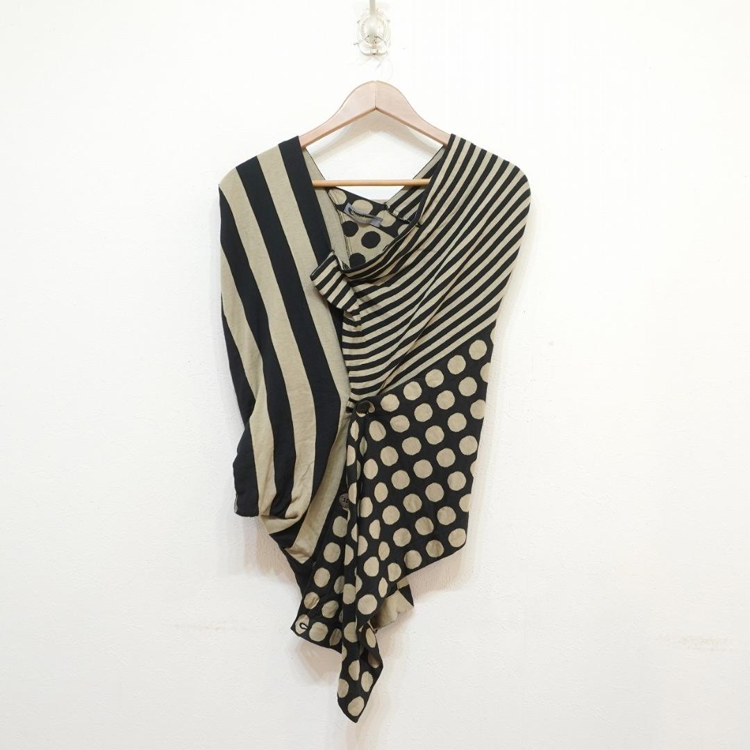 ISSEY MIYAKE (M) 変形ノースリーブトップス　水玉　ドット