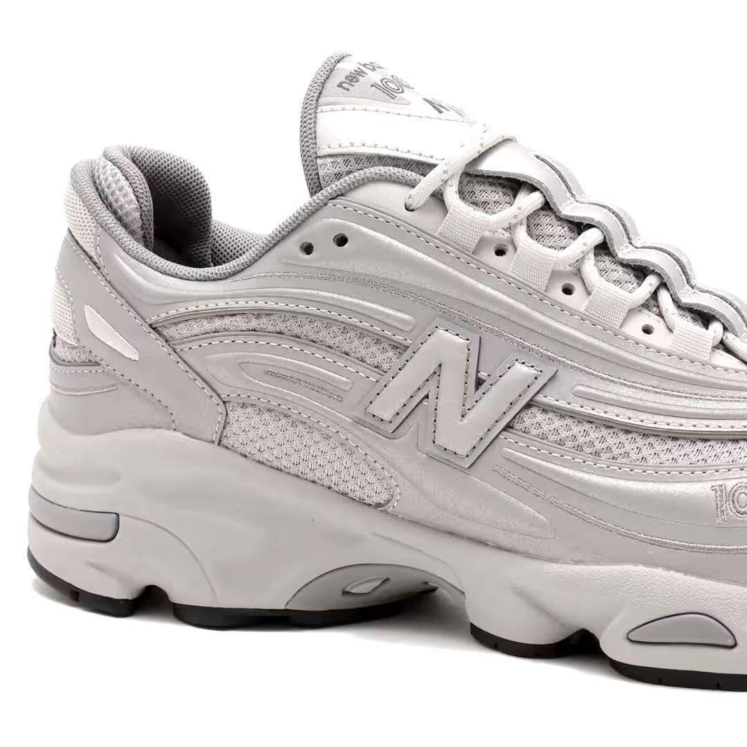 国内発送 M1000TE ☆新品☆ New Balance ニューバランス M1000TE 26cm