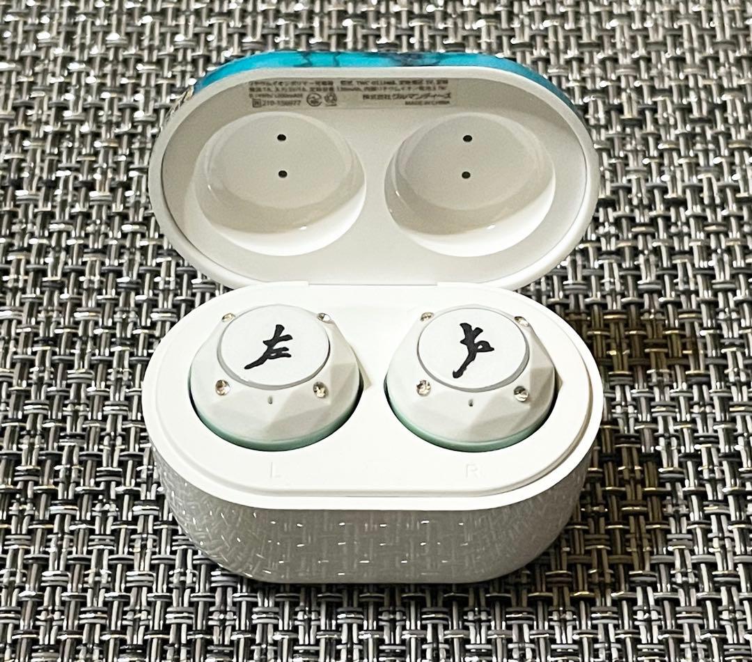 TRUE WIRELESS STEREO EARPHONES 諏訪部順一 モデル TRUE WIRELESS STEREO EARPHONES 諏訪部順一 モデル