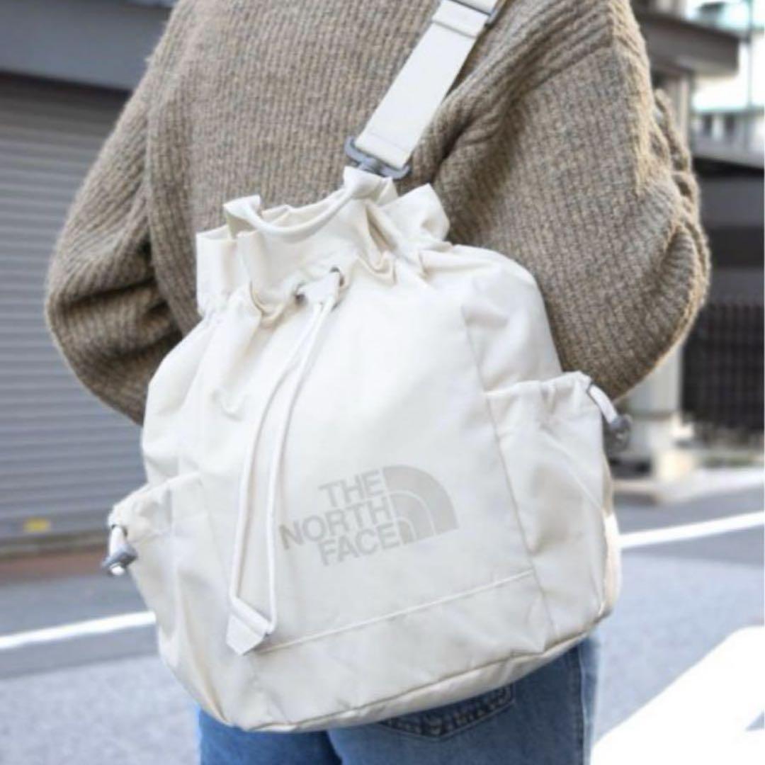 THE NORTH FACE W LIGHT BONNEY PACKリュック白