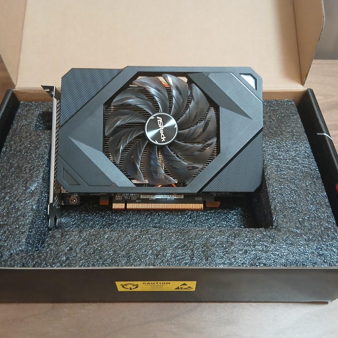 グラフィックボード・グラボ・ビデオカード ASRock RX 6600 CHALLENGER ITX