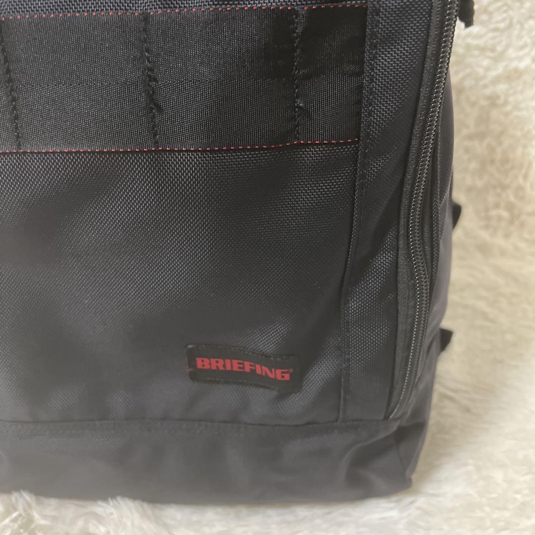【美品】BRIEFING SQバックパック/デイパック　A4 ノートPC収納可