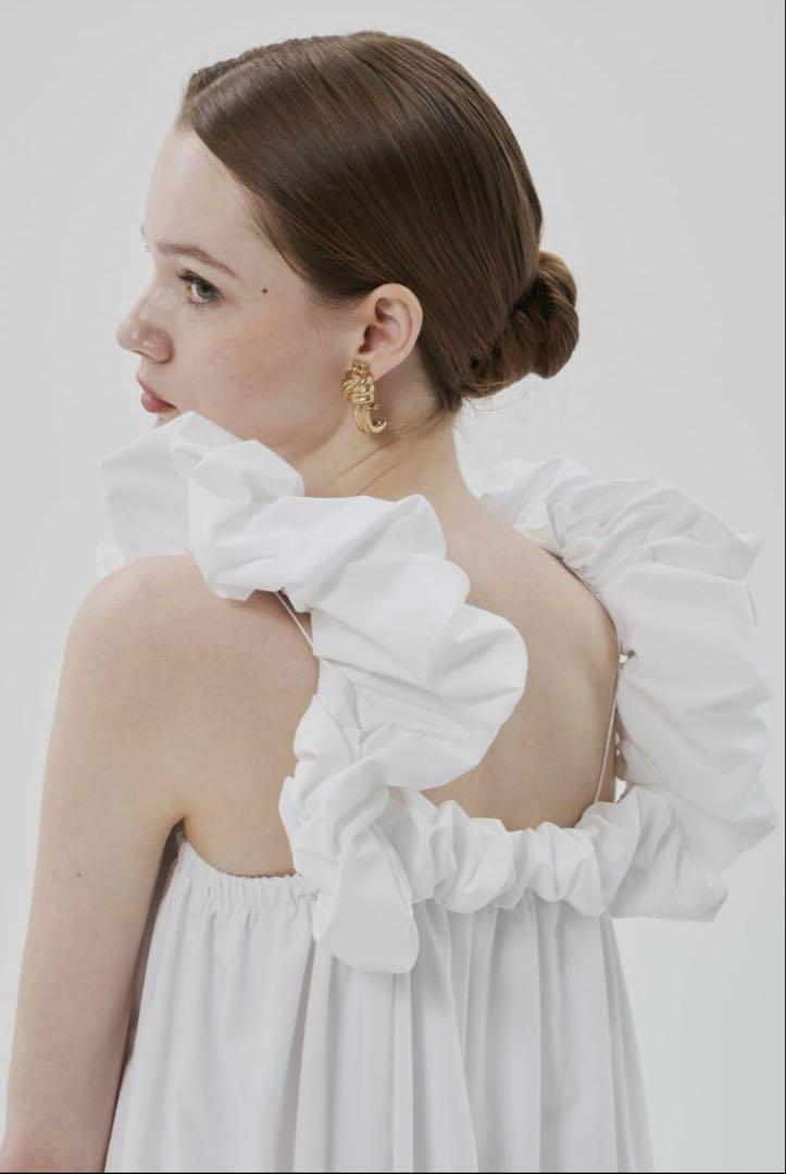 THE TOE ERIE FRILLS ONEPIECE 白　ホワイト　M