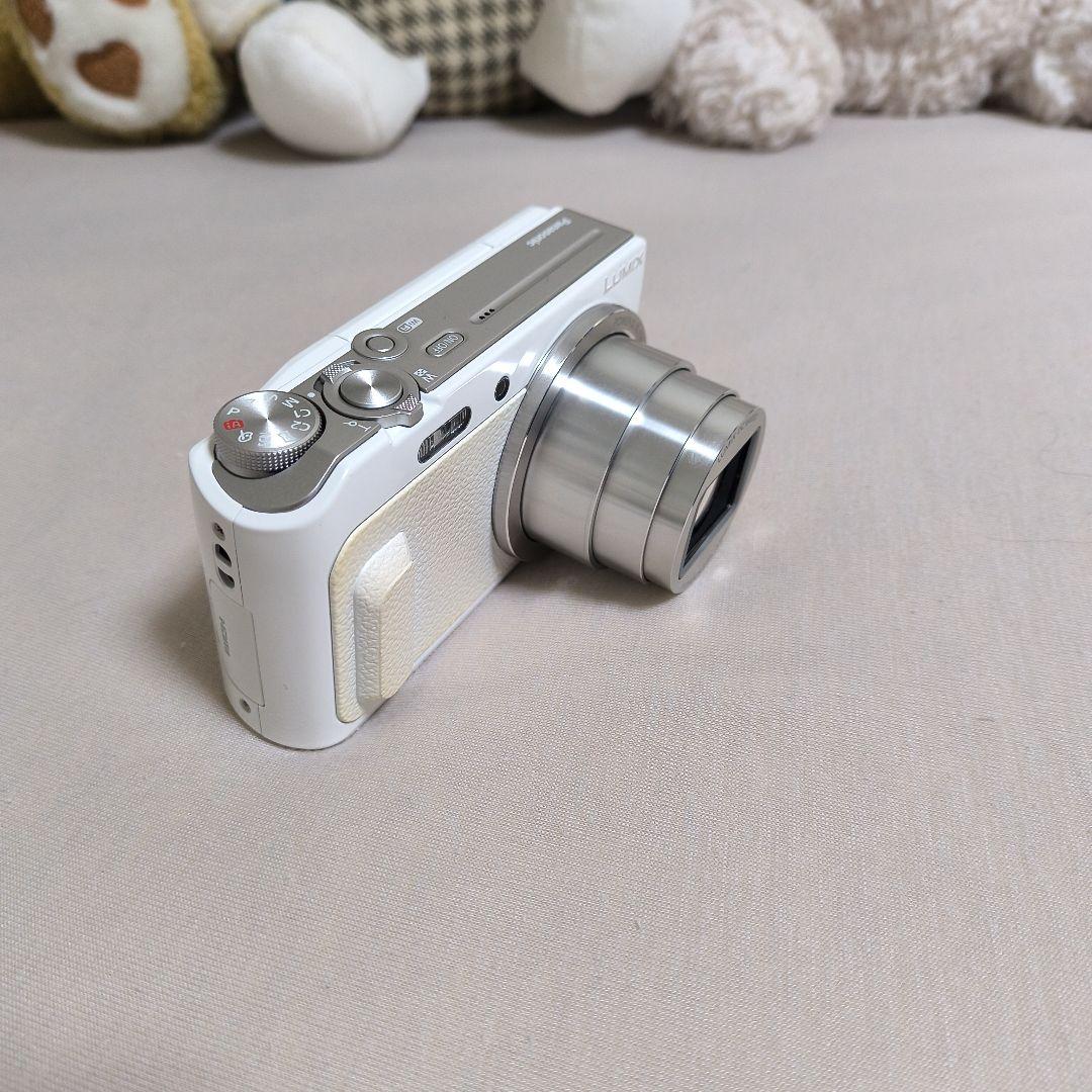 Panasonic LUMIX DMC-TZ57 パナソニック　デジカメ