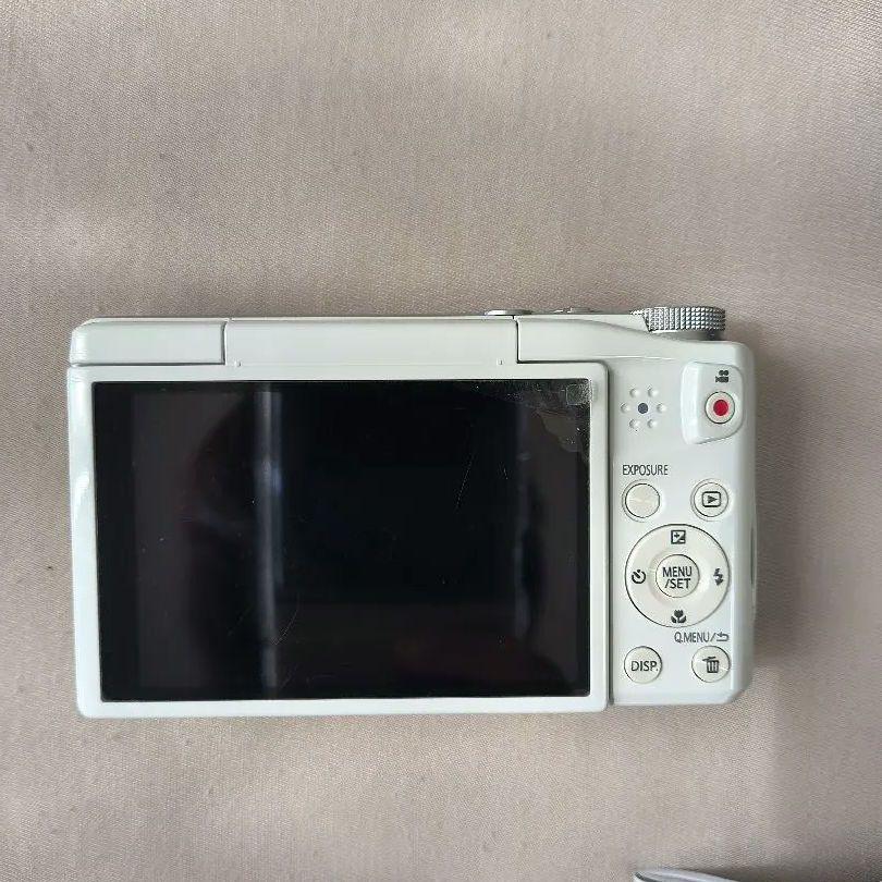 Panasonic LUMIX DMC-TZ57 パナソニック　デジカメ