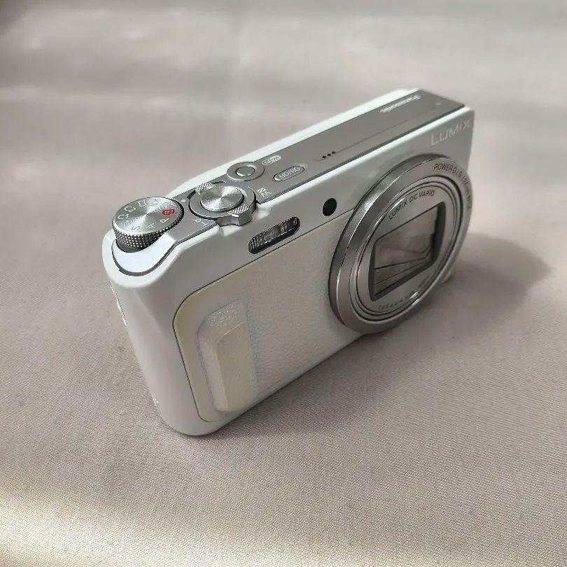 Panasonic LUMIX DMC-TZ57 パナソニック　デジカメ