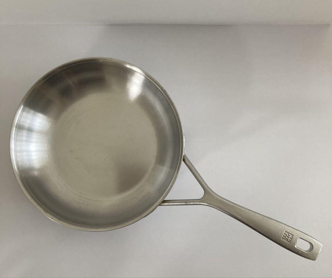 ヘンケルス　ステンレス製フライパン　20 cm調理器具