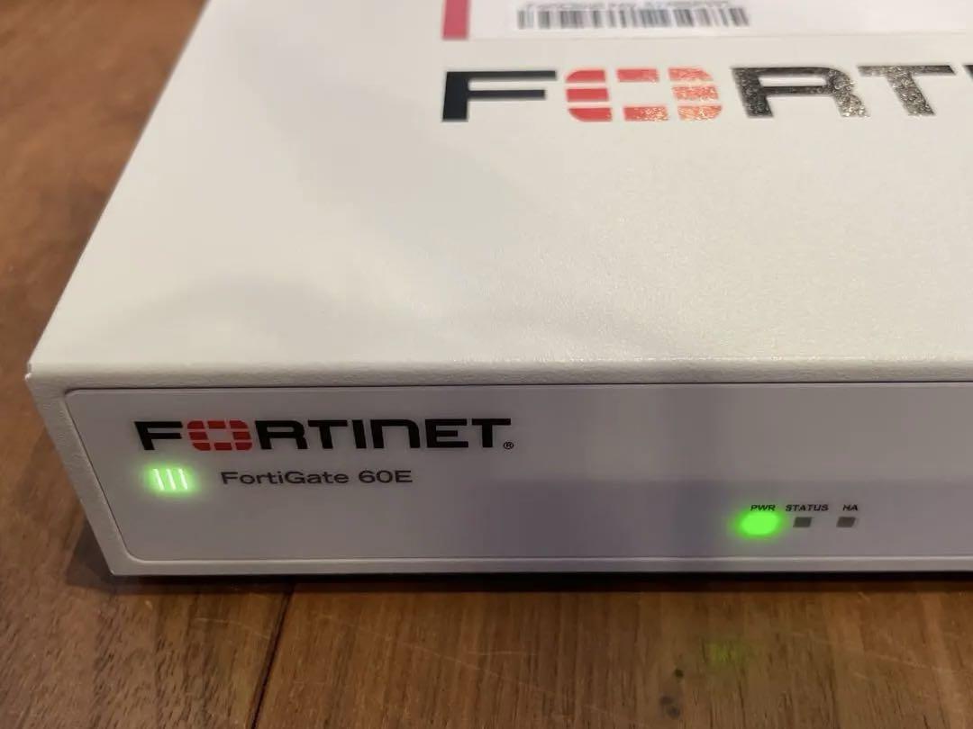 【中古】Fortinet FortiGate-60E