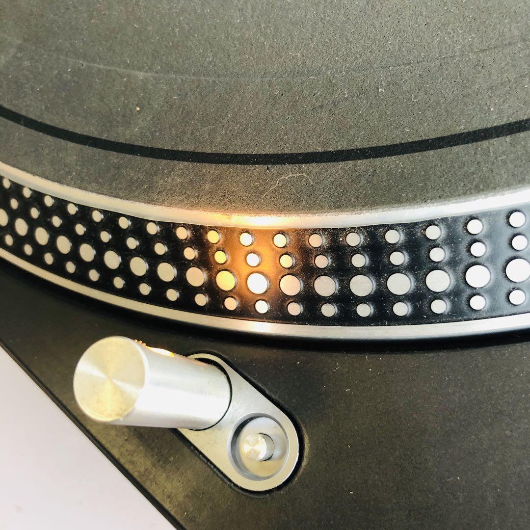 Technics SL-1200MK3D ターンテーブル　カバーあり
