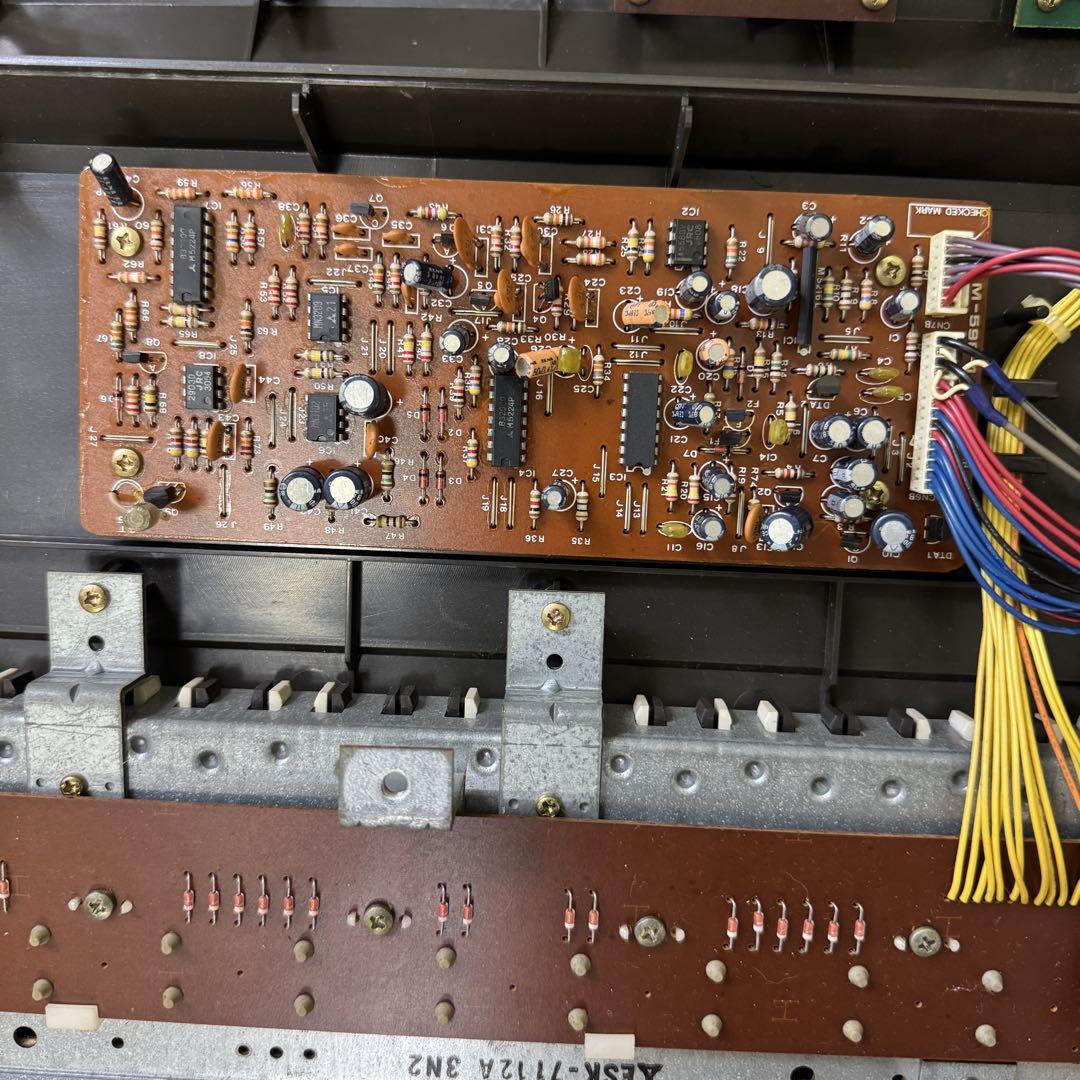 KORG POLY-800 アナログシンセサイザー 現状品
