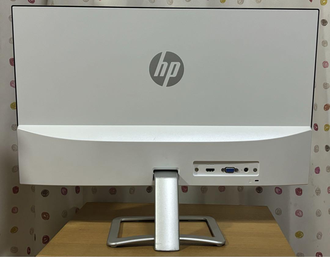 HP 24erモニター (23.8インチワイド/フルHD/IPS/非光沢)