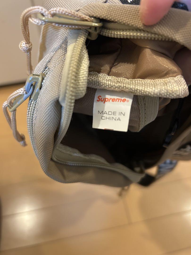 Supreme ボディバッグ
