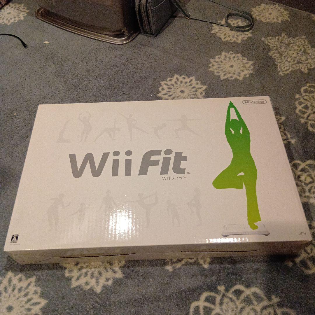 Wii Fit　本体のみ　付属品なし