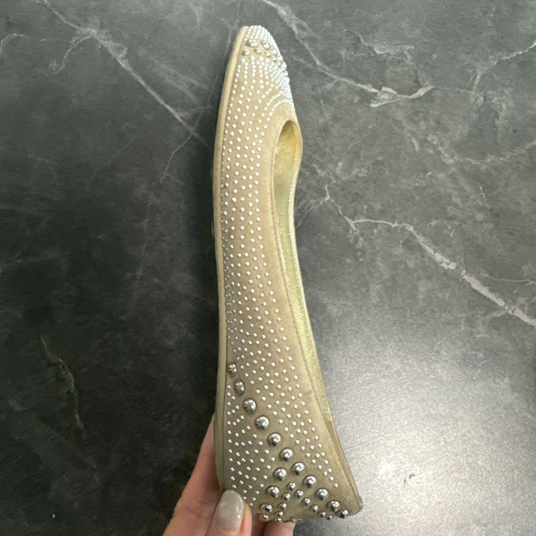 お値下げ中　JIMMY CHOO スタッズ付きフラットシューズ 38 ベージュ