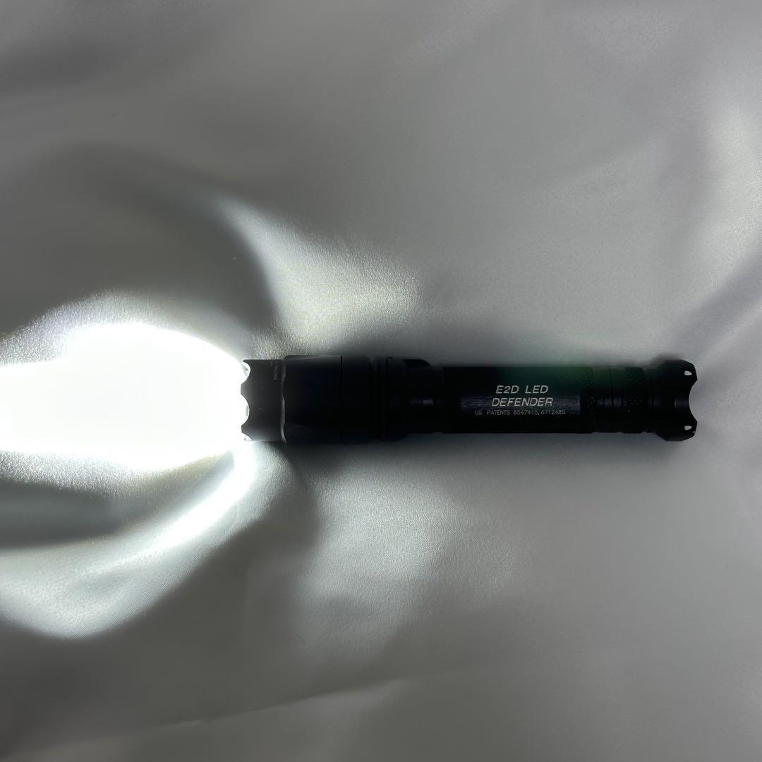 ぐ*い様 SUREFIRE / E2D LED DEFENDER 【B59314 アウトドア