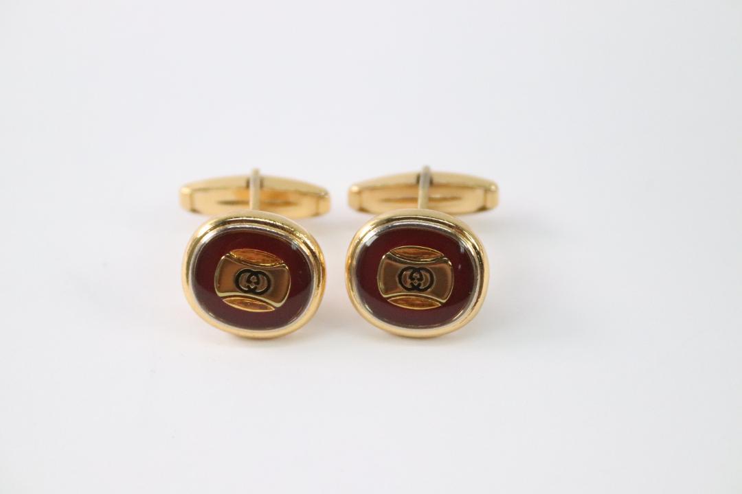 GUCCI グッチ GGマーク ゴールドカラー カフス カフリンクス - メルカリ GUCCI グッチ GGマーク ゴールドカラー カフス カフリンクス - メルカリ