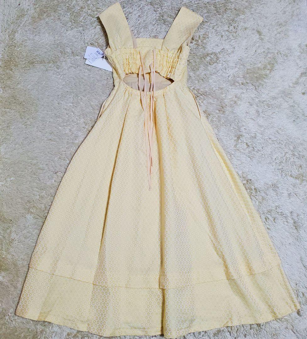 新品✨COEL　コエル　ノースリーブワンピース　バックオープン　花柄　ラメ　38