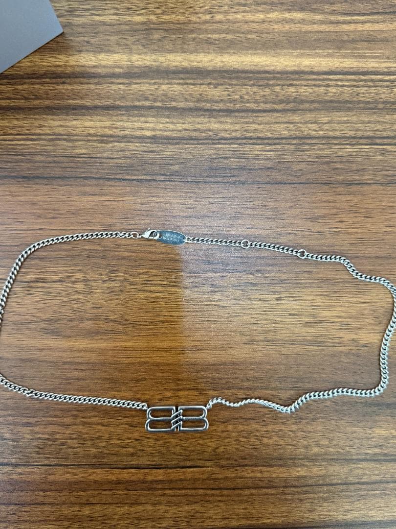 バレンシアガ シルバー チェーンネックレス バレンシアガ シルバー チェーンネックレス