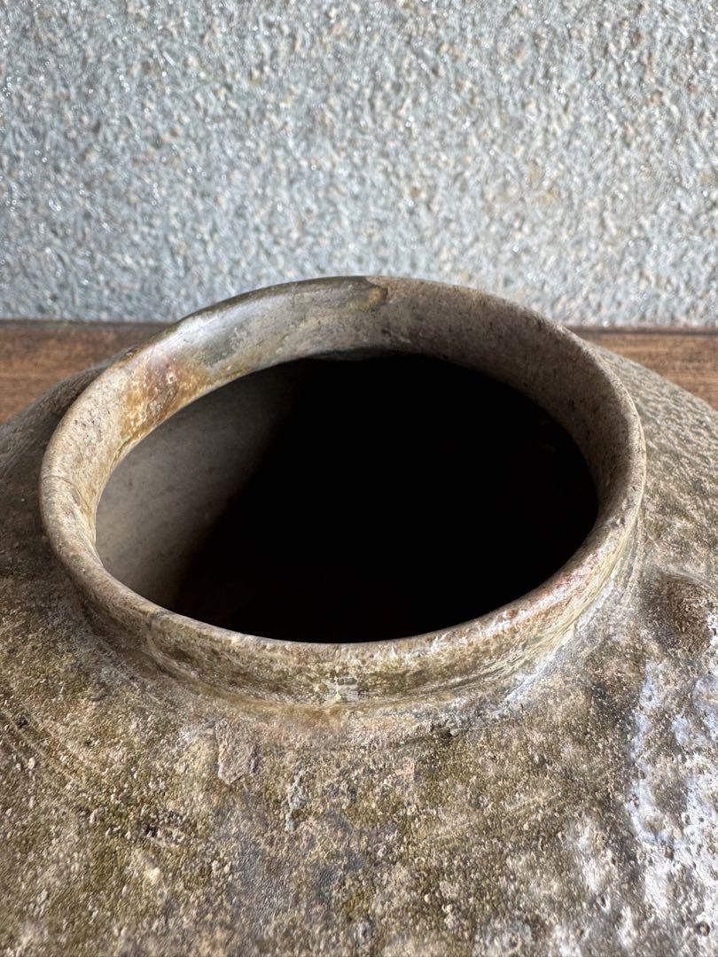 釉薬たっぷりの　新羅土器　台付　短頸壺　壺　花器　インテリア　李朝　アート