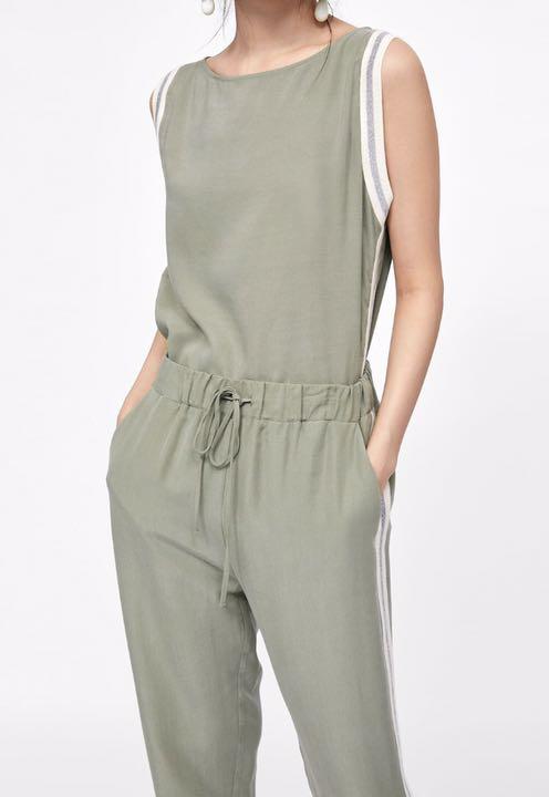 新品☆ZARA ザラ サイドライン入りジョガーパンツ M, green