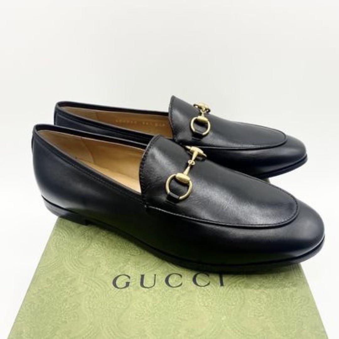 GUCCI ブラック ローファー - メルカリ