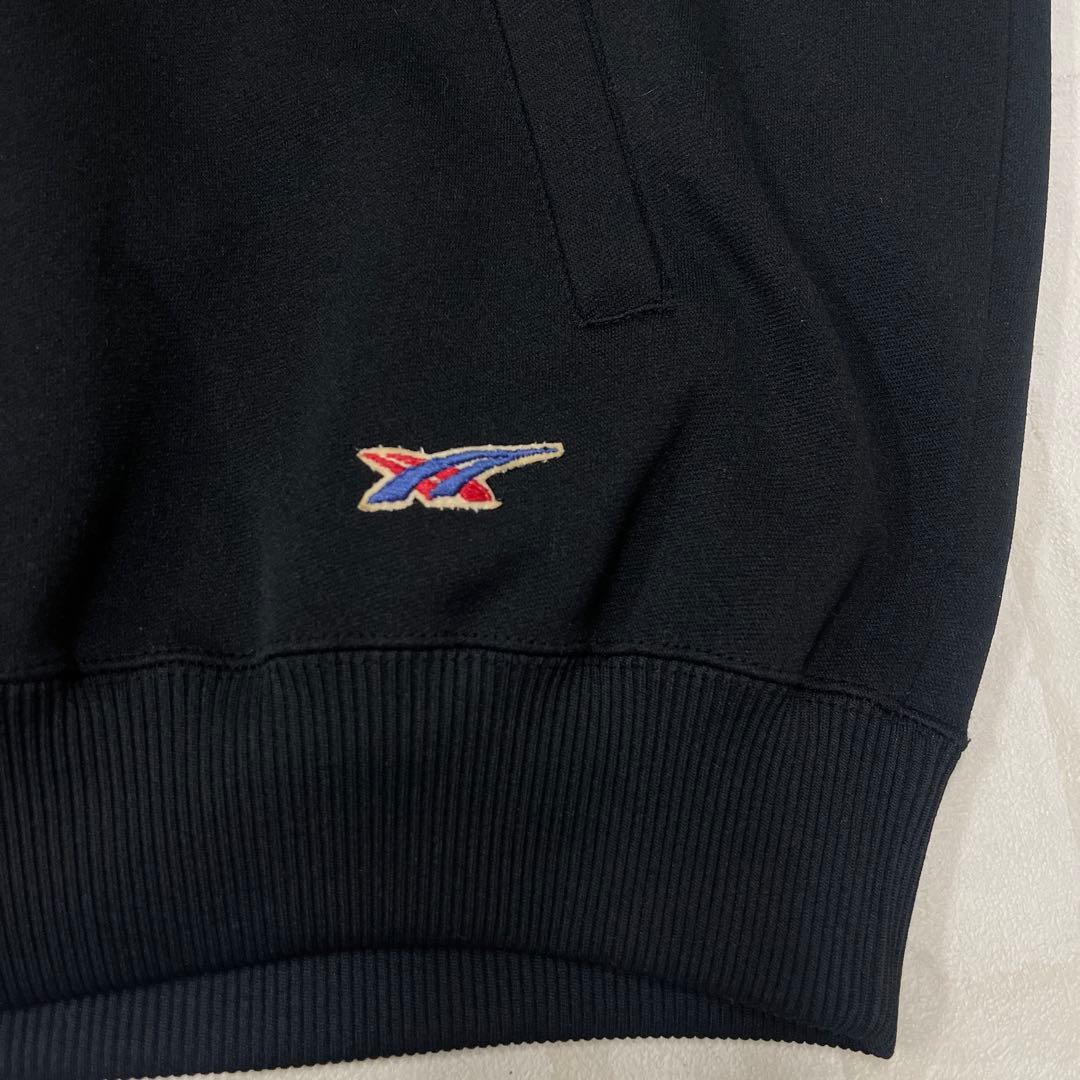 オニツカ ONITSUKA