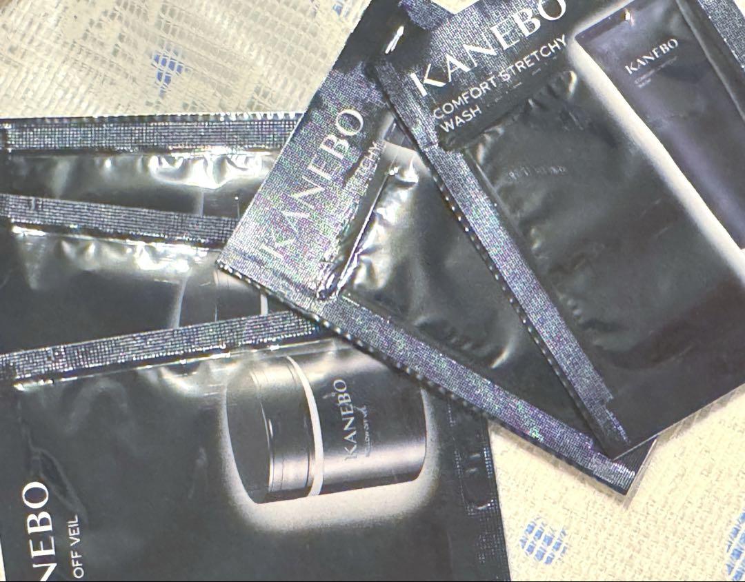 カネボウ　オン　スキン　エッセンス　V 100mL リフィル+サンプルセット