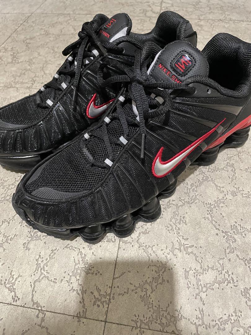 nike shox スニーカー ブラック　レッド　完売品