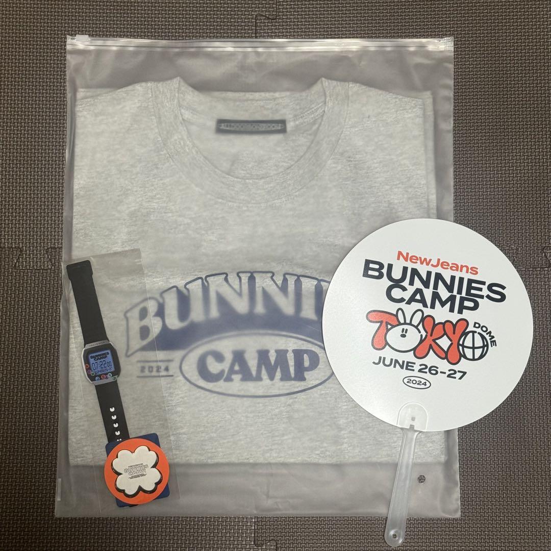 NewJeans x MURAKAMI Tシャツ(NAVY) – LINE FRIENDS SQUARE