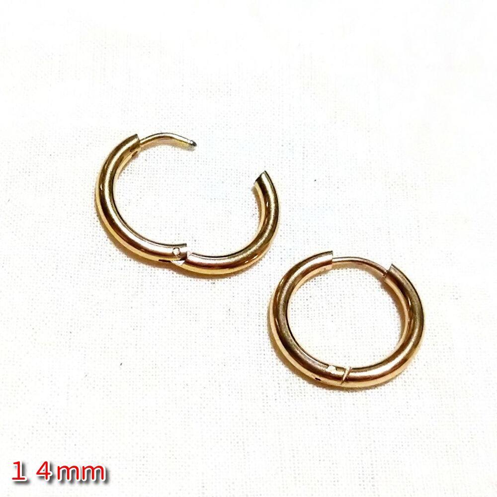 匿名配送】新品 シンプル片耳フープピアス14㎜ 2個set ゴールド☆ - メルカリ 匿名配送】新品 シンプル片耳フープピアス14㎜ 2個set ゴールド☆ - メルカリ
