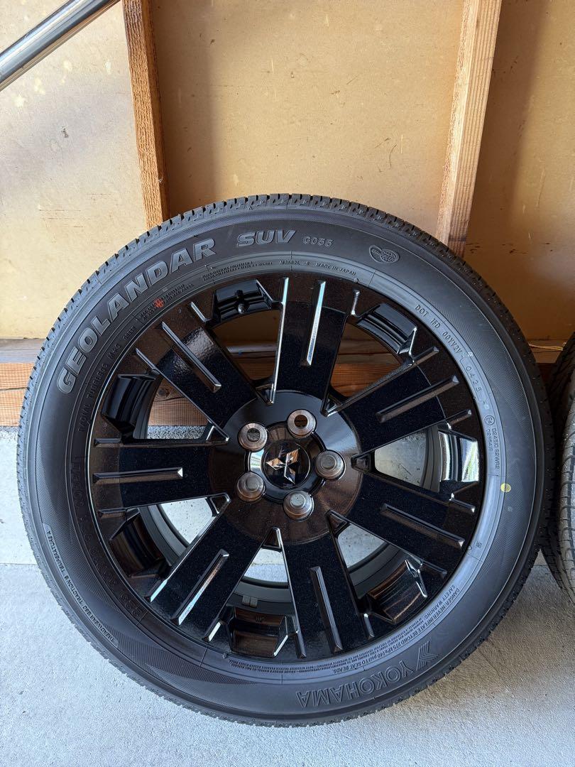 〈新車外し〉デリカD5 Black Edition純正 ホイール タイヤ