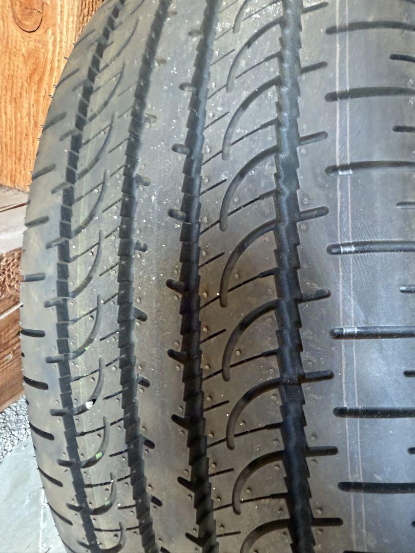〈新車外し〉デリカD5 Black Edition純正 ホイール タイヤ