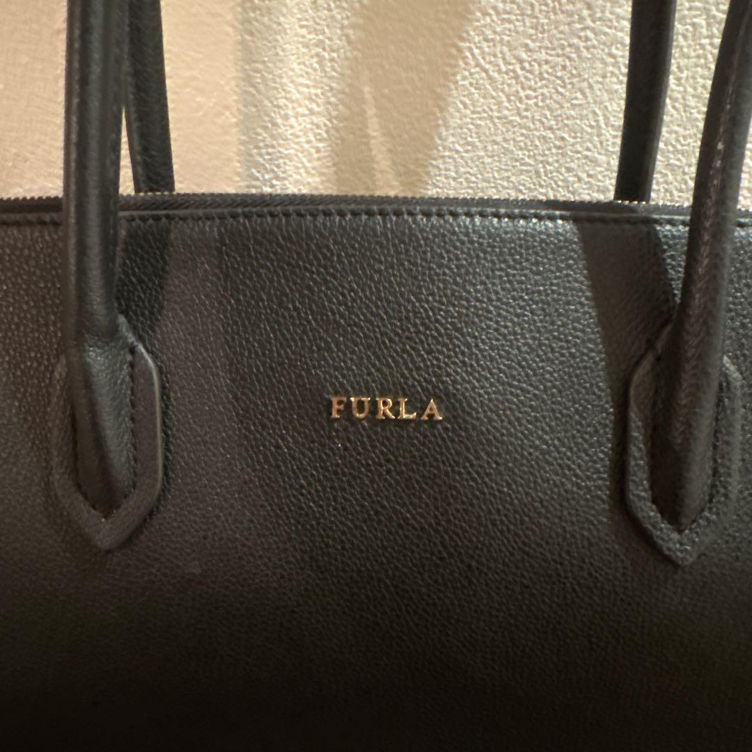 FURLA ブラック レザートートバッグ