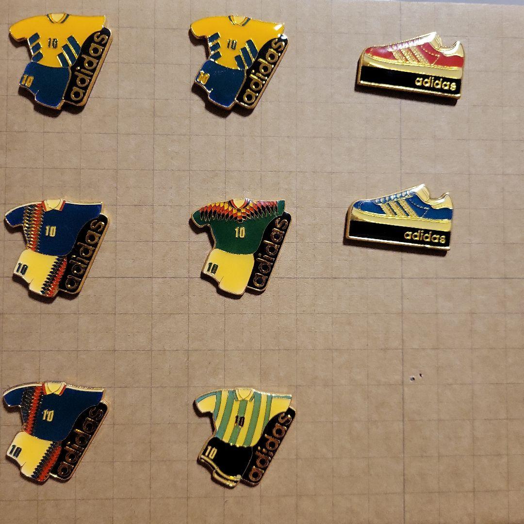 adidas 　 ピンバッジセット