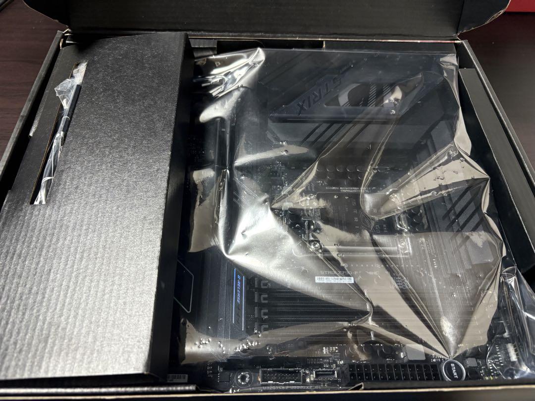 ASUS ROG STRIX Z790-F GAMING WIFI マザーボード