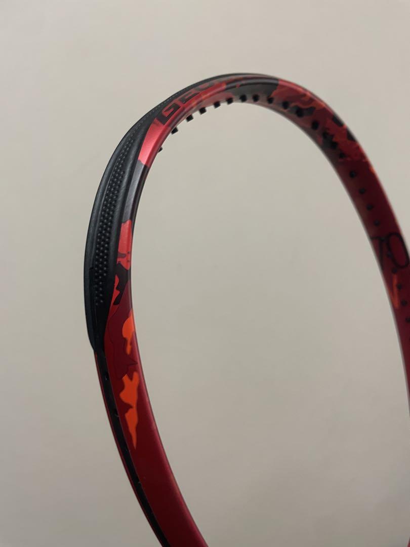 ヨネックス　02ジオブレイク70Vタンゴレッド　UL1