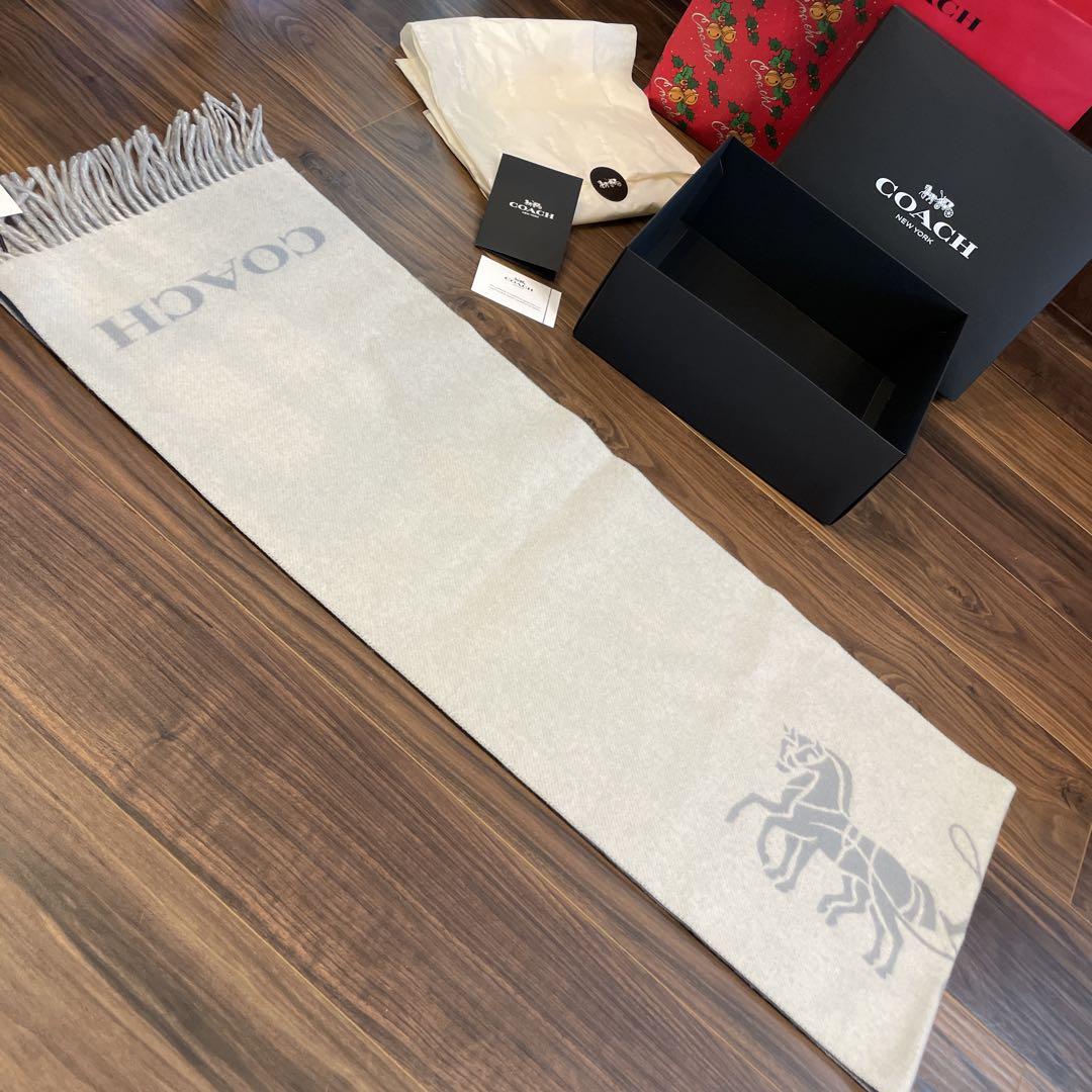 今だけの限定セール COACH グレー マフラー フリンジ付き - メルカリ 小物