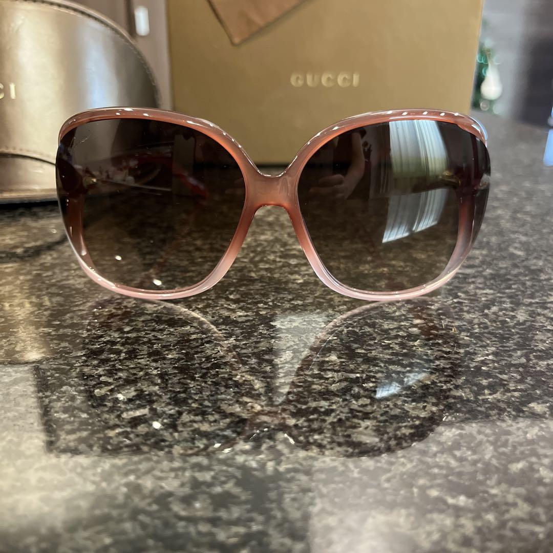 GUCCI サングラス ブラウン GGロゴ付き