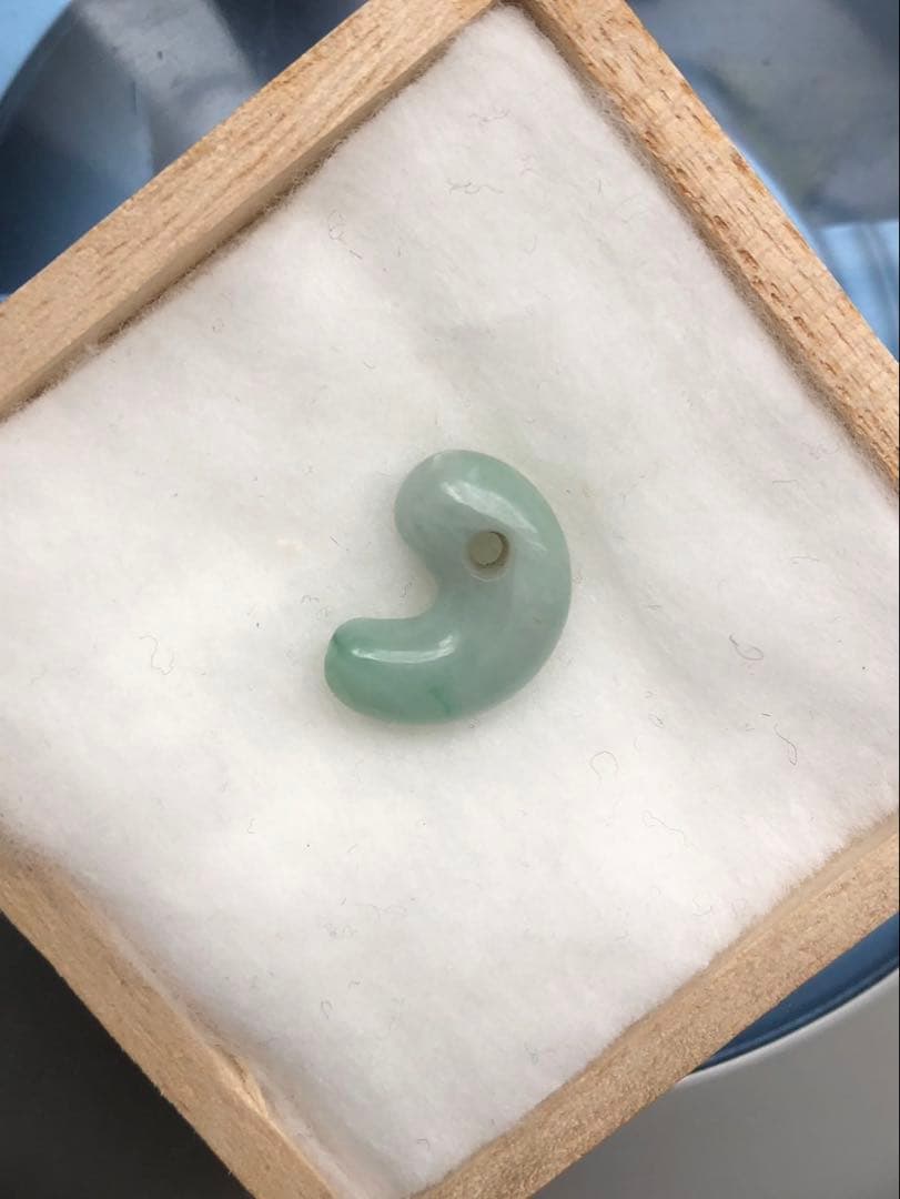 糸魚川ひすい 勾玉 糸魚川ひすい 勾玉