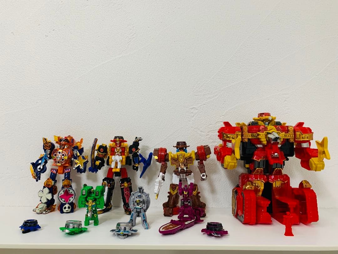 手裏剣戦隊ニンニンジャー　ロボット　ミニプラ　覇王シュリケンジン