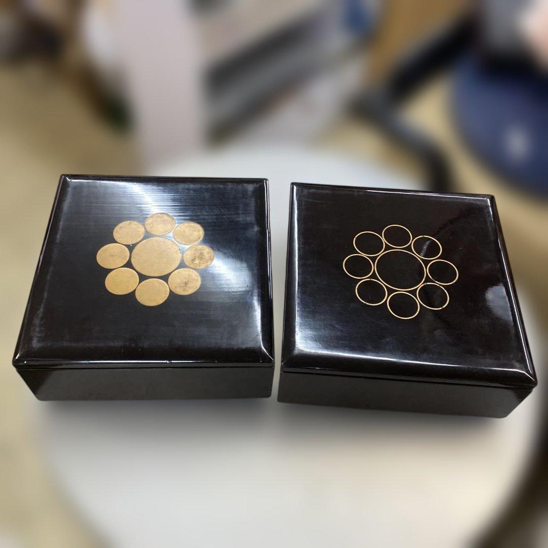 漆器重箱 2段式 金箔装飾 器4枚