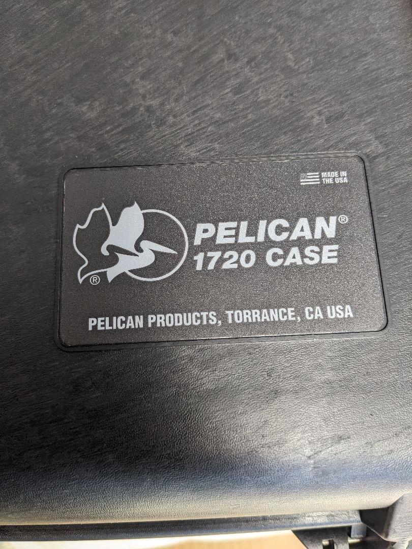 ペリカン製ライフルケース 1720